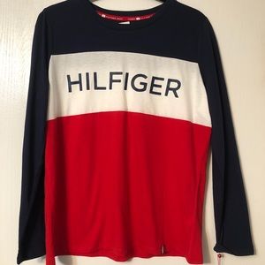 Tommy Hilfiger long sleeve tee
